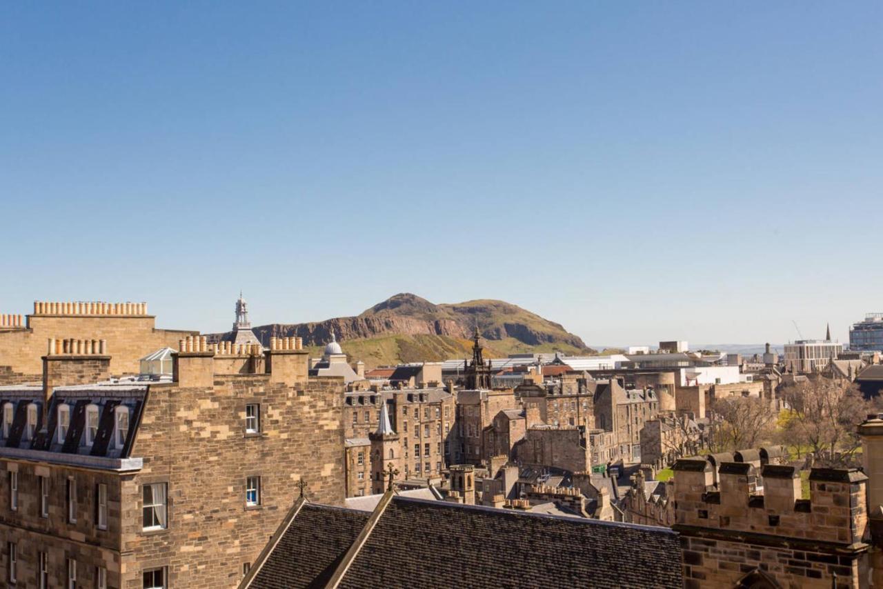 Altido Retro Castle Retreat 2Bed Lejlighed Edinburgh Værelse billede