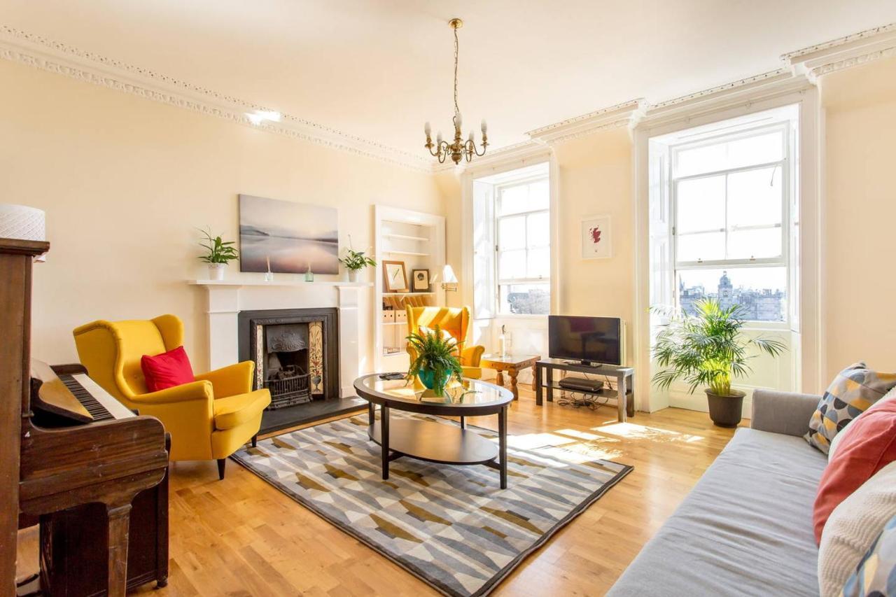 Altido Retro Castle Retreat 2Bed Lejlighed Edinburgh Eksteriør billede